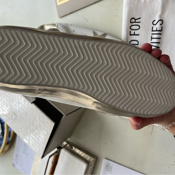 Golden Goose - Picture 6 of 6